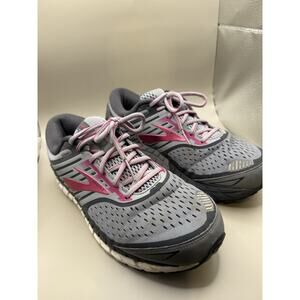 Brooks Women's Athletic Shoes Grey With Magenta Accents Size 11 Wide.